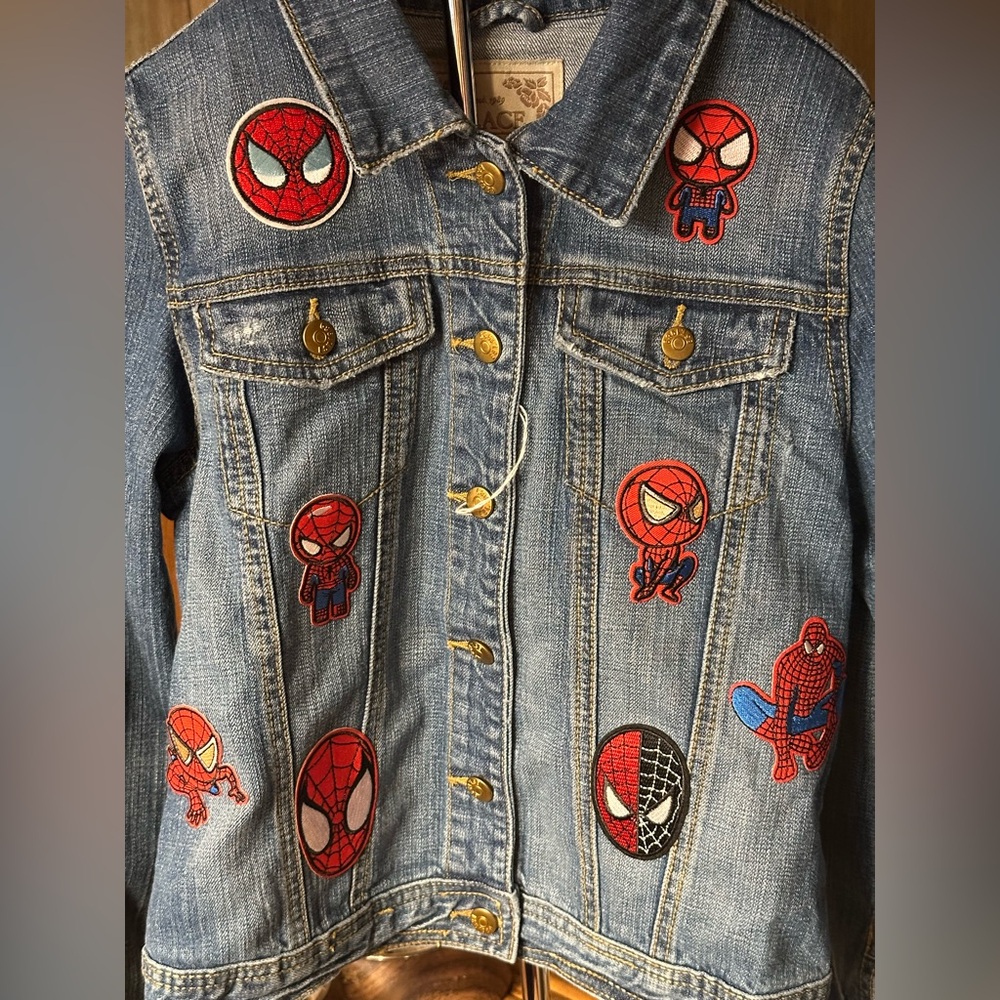 Spider-Man Jean Jacket With Embroidered Patches On Frobt and Back. Sz 10-12